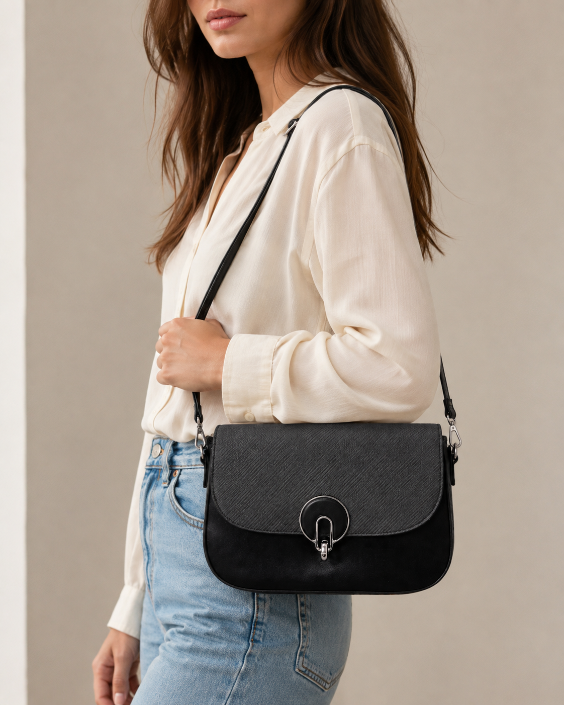 Luxen Best Quality Black Bag